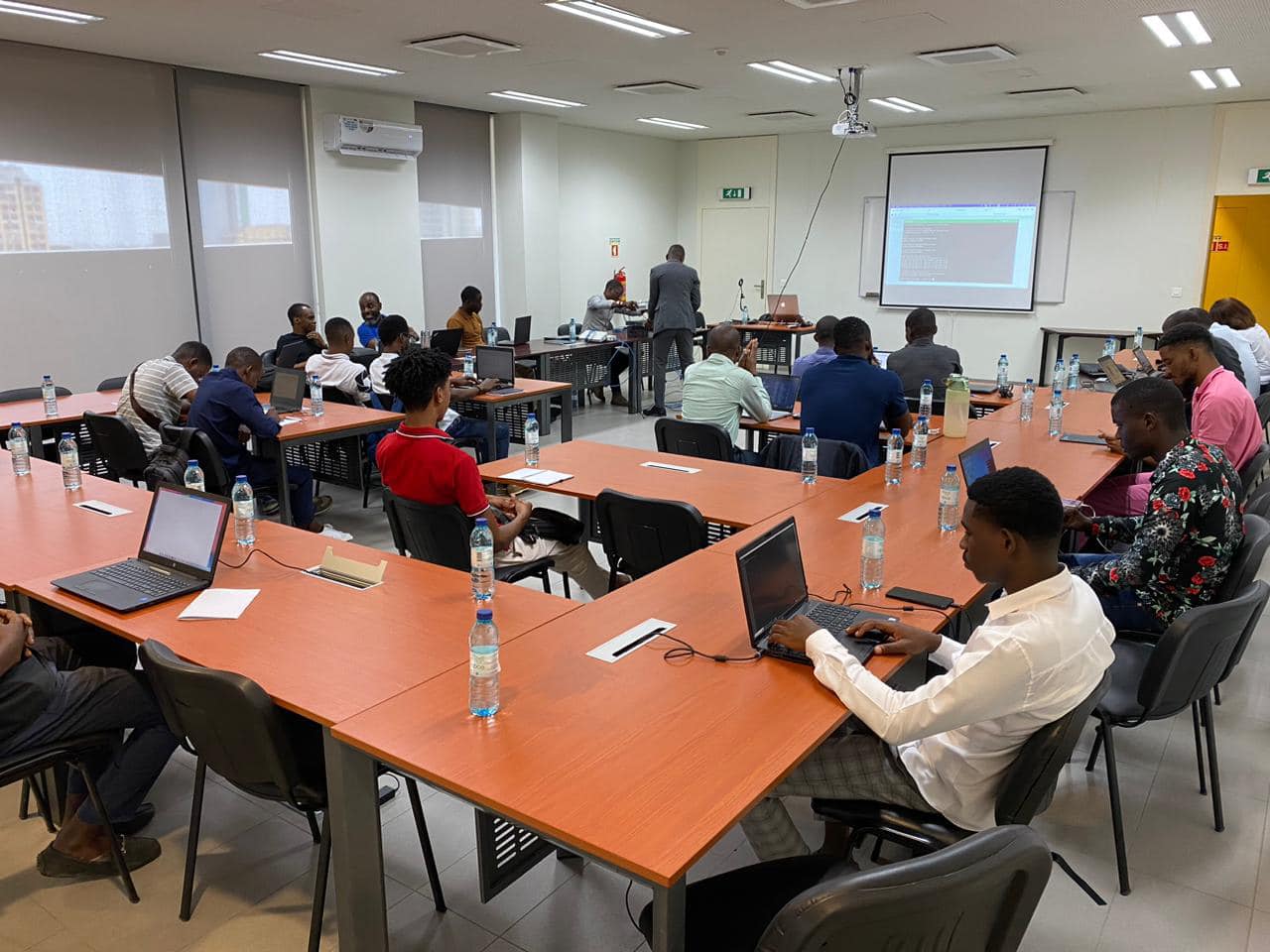 Semana da Tecnologia em Luanda
